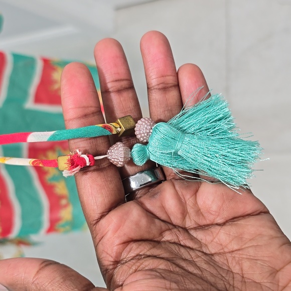 ๐ธ Vibrant Sheer Cover-Up with Regal Chain & Stripe Design ๐ธ - Picture 4 of 6